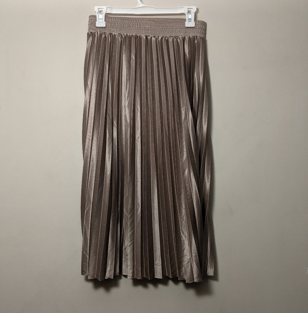 Studio West Taupe Gold Pleated Stretch Midi Skirt S